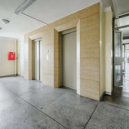 Flat On Pereca 公寓 华沙